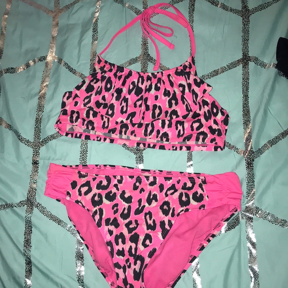 Bathing suit